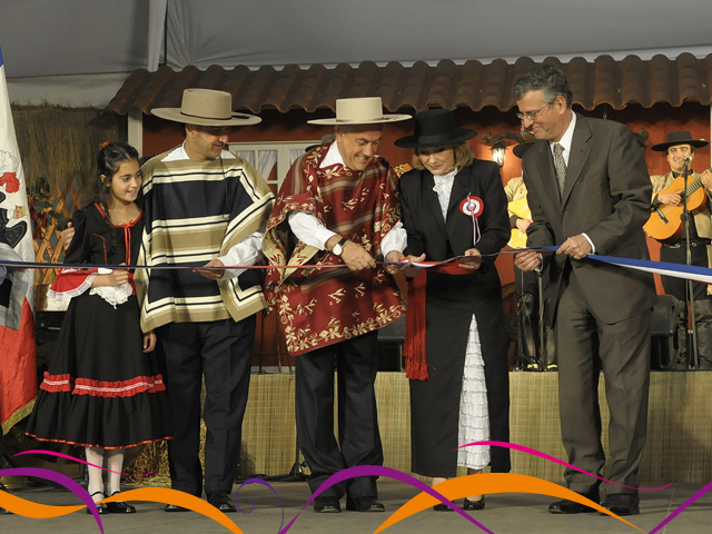 Inauguración de Fonda Oficial