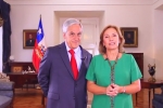 Saludo en el Día de la Mujer del Presidente Sebastián Piñera y la Primera Dama Cecilia Morel